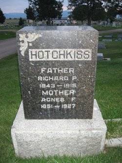 Hotchkiss grave--Richard P & Agnes F in Wyoming, Linked To: <a href='i707.html' >Richard Philip Hotchkies</a>